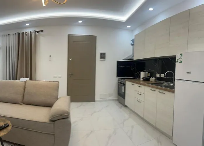 アパート Kroni 1